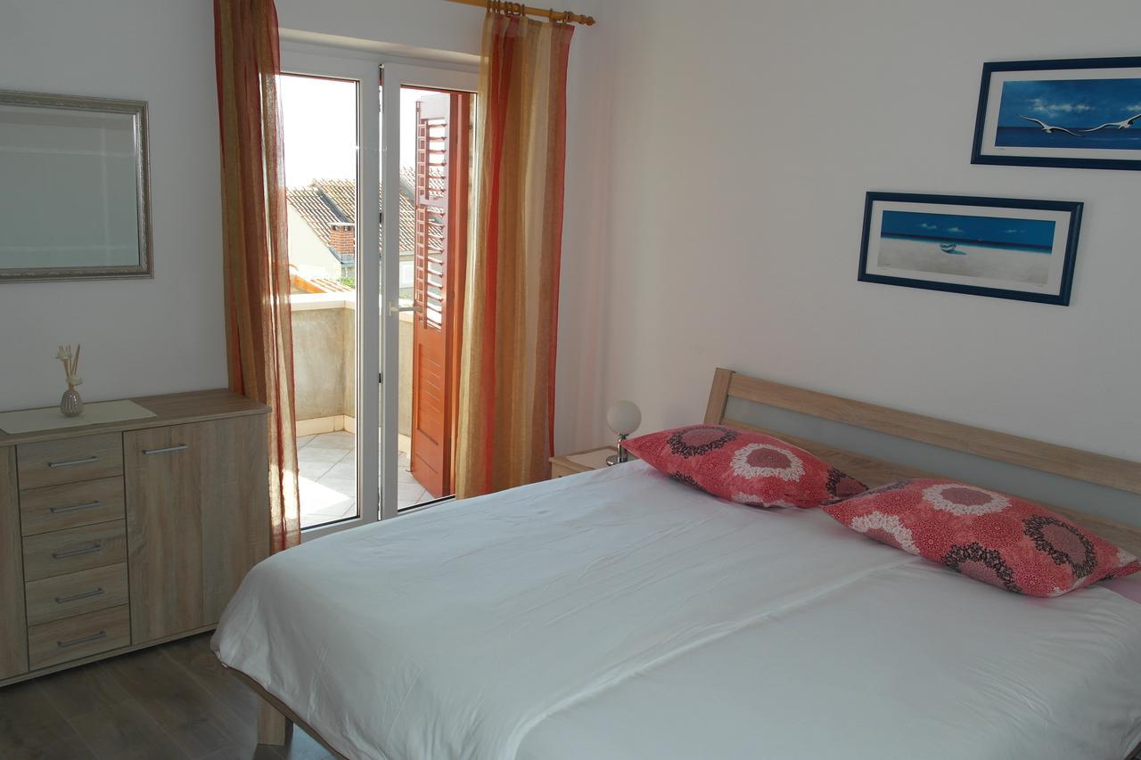 Apartments Racic 볼 외부 사진
